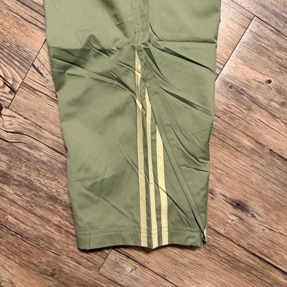 Adidas Sportswear Essentials 3-Stripes Track Pants Green Performance Mens Size M - Picture 6 of 13